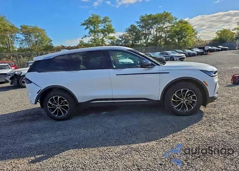 2024 Lincoln Nautilus Premiere z USA, uszkodzony, nr VIN 5LMPJ8J42RJ878069